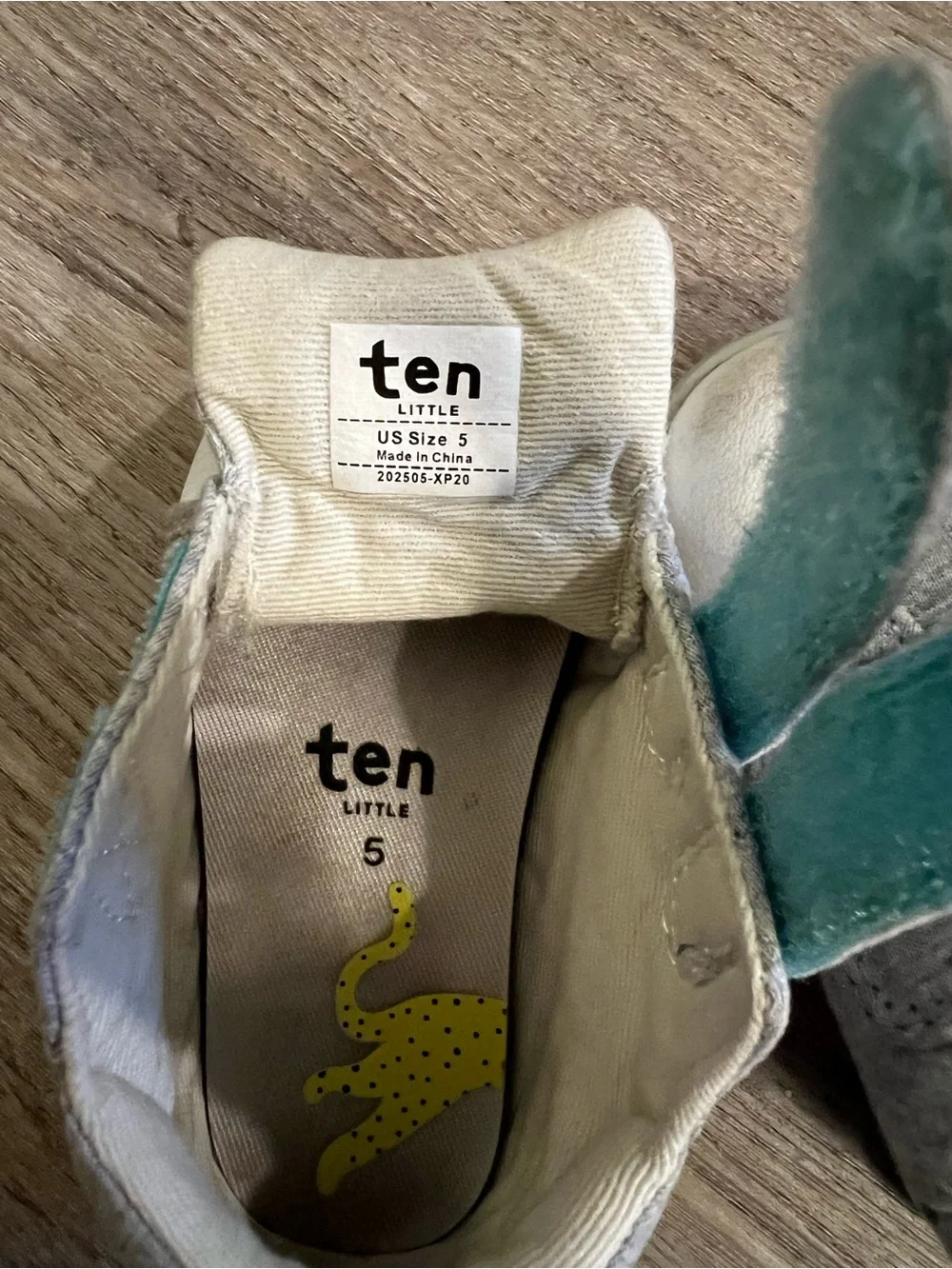 Ten Little Baby Sneakers size 5